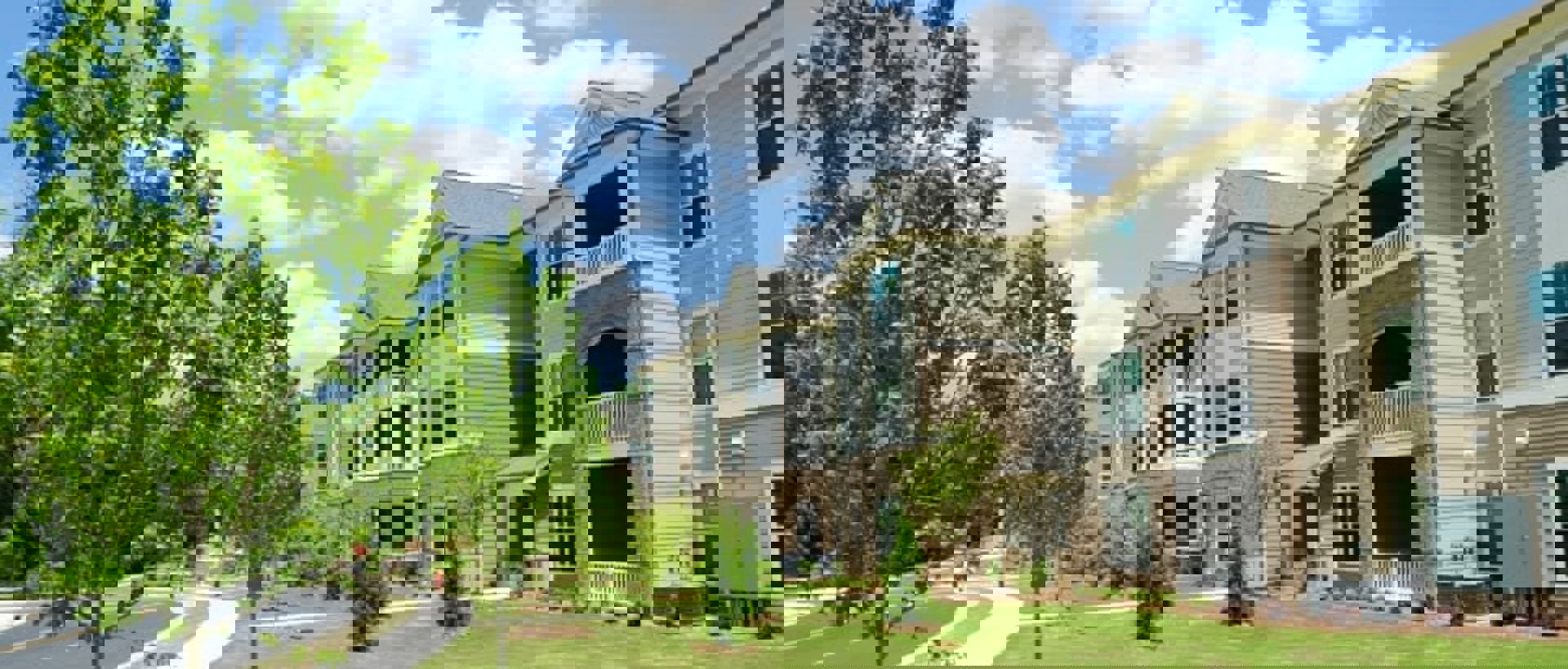 Apartment Complex Outdoor Setting Min